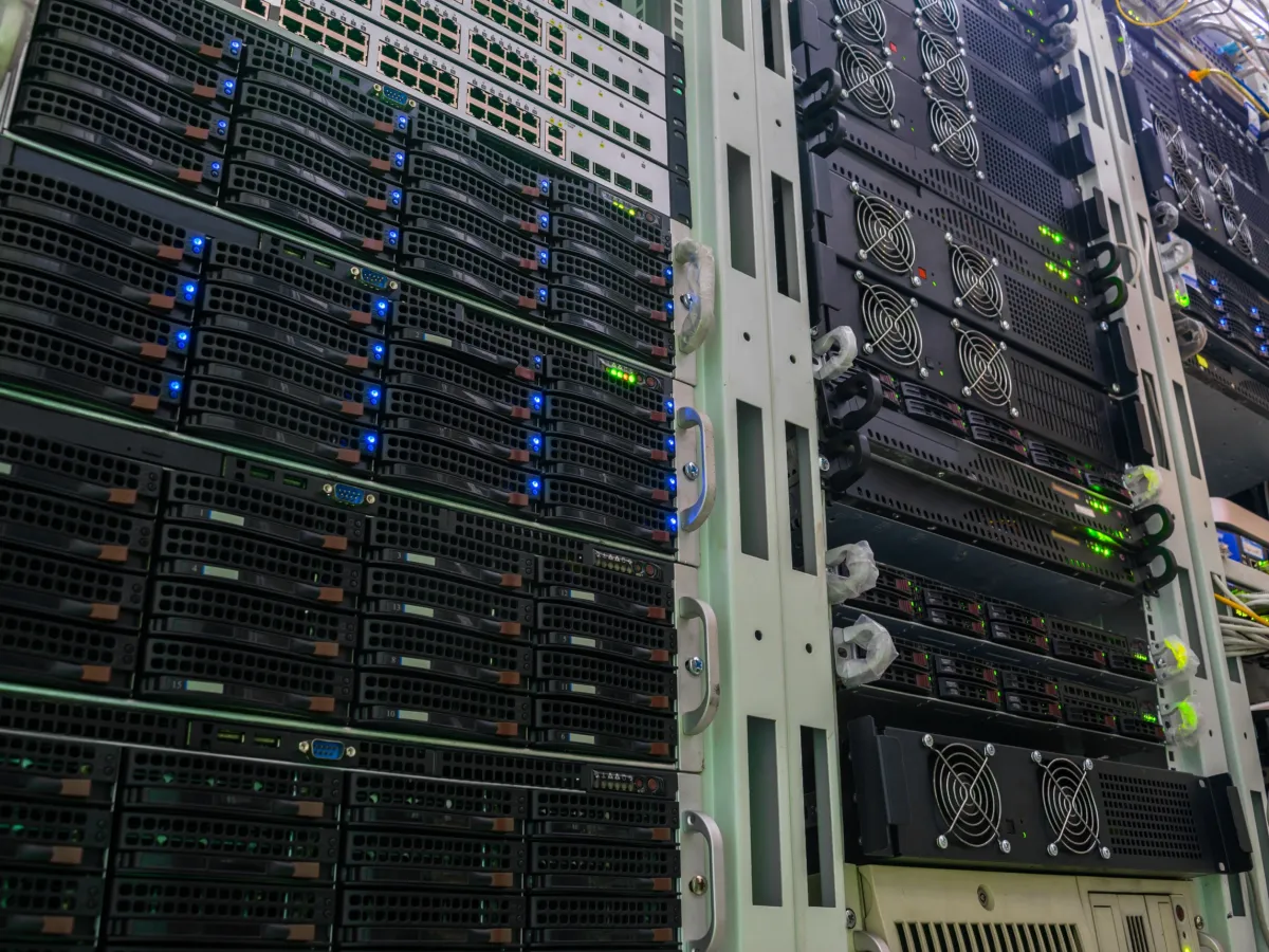 Sala de servere din IPHOST Data Center Chișinău